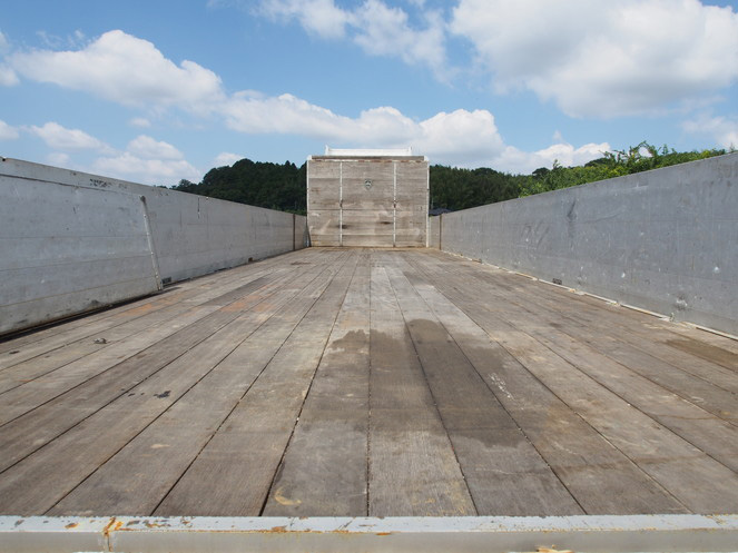 いすゞ ギガ 平ボディ 大型 KL-CYJ51W3 年式 H14[写真12]