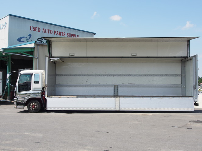 いすゞ ギガ 冷凍ウイング 大型 PDG-CYJ77W8 年式 H22[写真08]