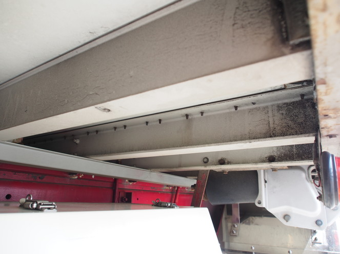 いすゞ ギガ 冷凍ウイング 大型 PDG-CYJ77W8 年式 H22[写真29]