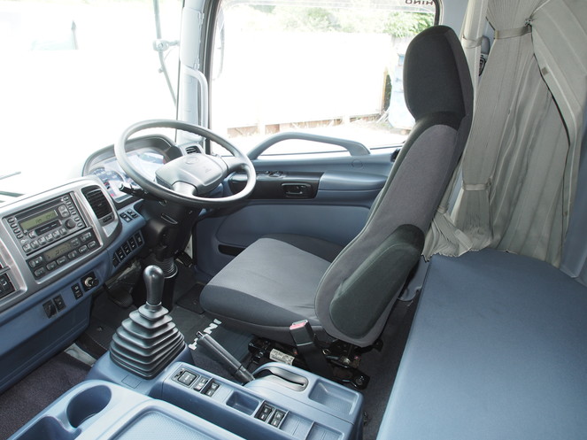 日野 レンジャー 冷凍バン 中増t BDG-FE8JLWA 年式 H20[写真26]