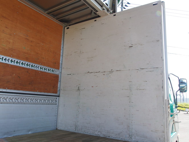 三菱ふそう ファイター ウイング車 中型 PA-FK64F 年式 H18[写真13]