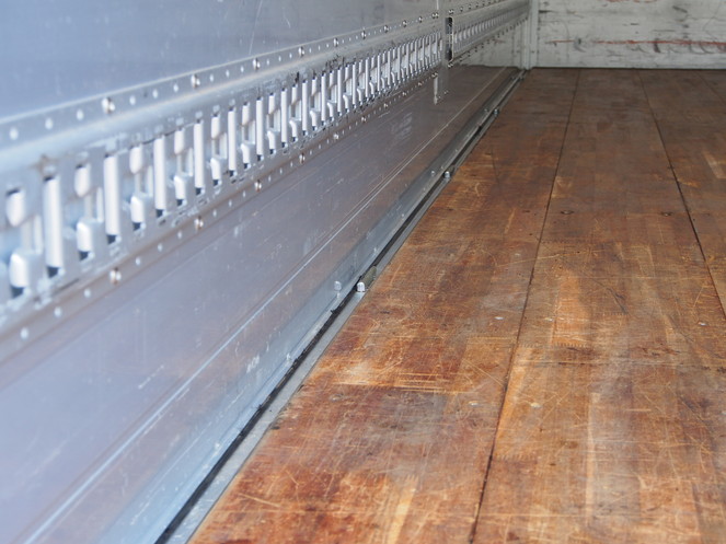 日野 レンジャー ウイング車 中型 BDG-FD8JLWA 年式 H21[写真17]