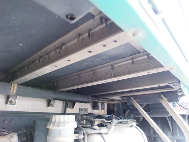 三菱ふそう ファイター ウイング車 中型 KK-FK61HM 年式 H15[写真15]