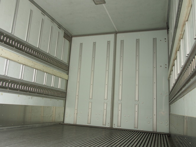 三菱ふそう ファイター 冷凍バン 中型 PDG-FK61F 年式 H20[写真13]