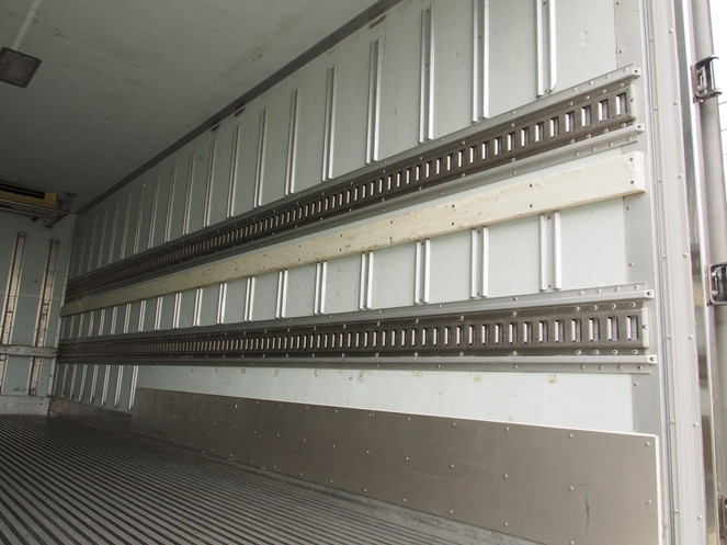 三菱ふそう ファイター 冷凍バン 中型 PDG-FK61F 年式 H20[写真19]