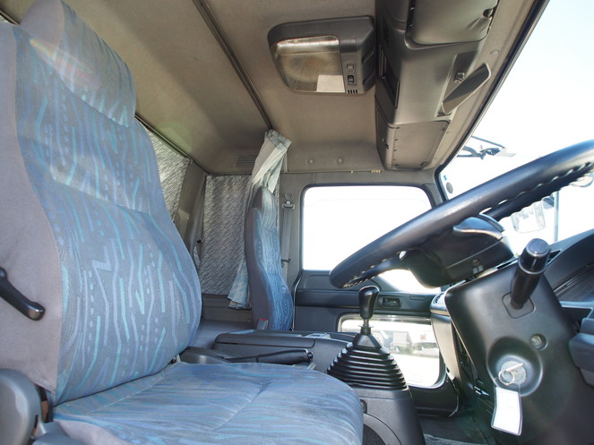 いすゞ フォワード ウイング車 中型 PA-FRR34L4 年式 H17[写真16]