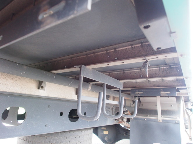 三菱ふそう ファイター ウイング車 中型 KK-FK61HM 年式 H15[写真16]