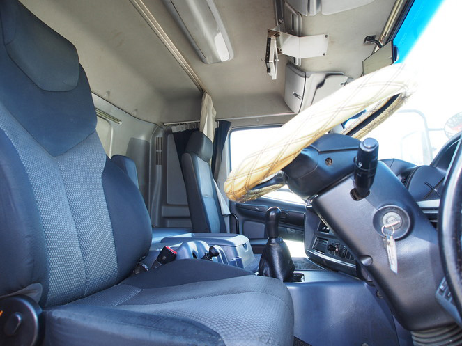 日野 プロフィア ウイング車 大型 PK-FW1EXWJ 年式 H17[写真24]