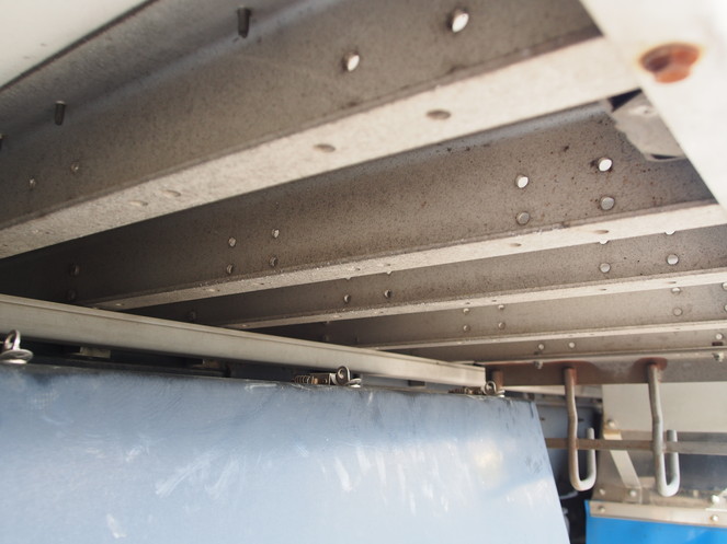 いすゞ ギガ ウイング車 大型 PDG-CYJ77W8 年式 H20[写真31]