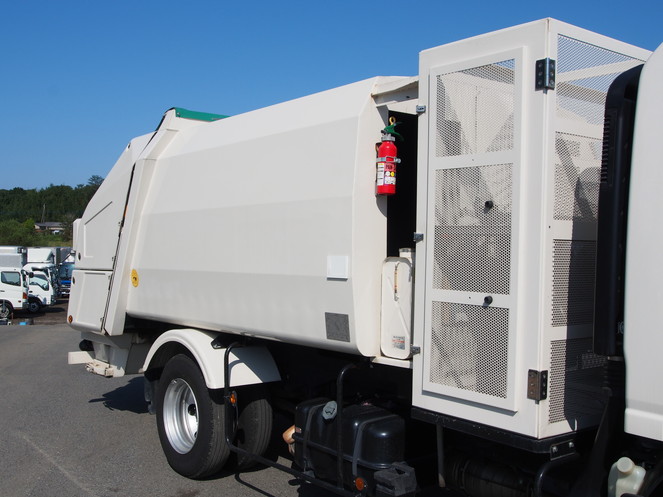 いすゞ エルフ パッカー 小型 PKG-NPR75N 年式 H22[写真12]