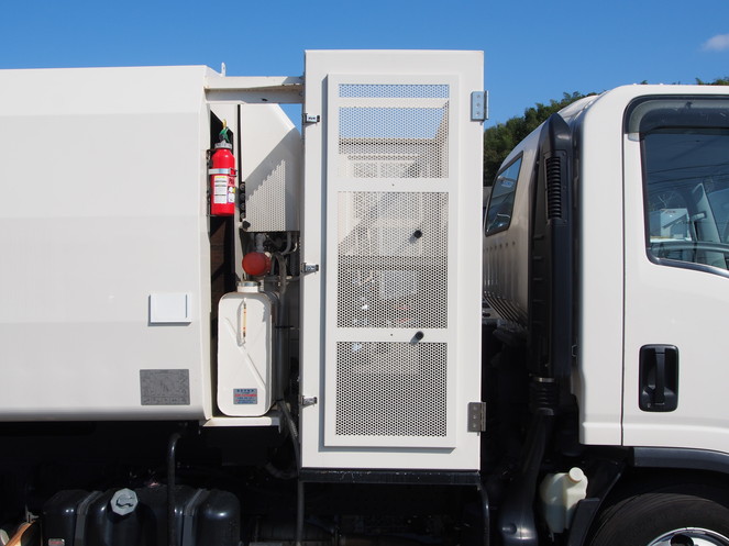 いすゞ エルフ パッカー 小型 PKG-NPR75N 年式 H22[写真14]