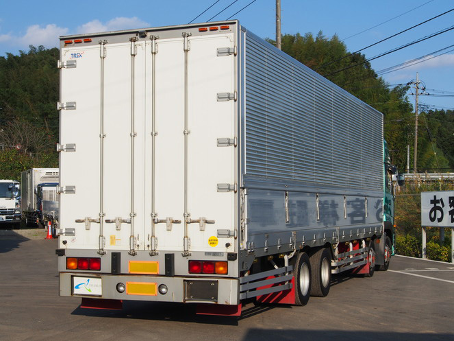 UDトラックス クオン ウイング車 大型 PKG-CG4ZE 年式 H21[写真06]