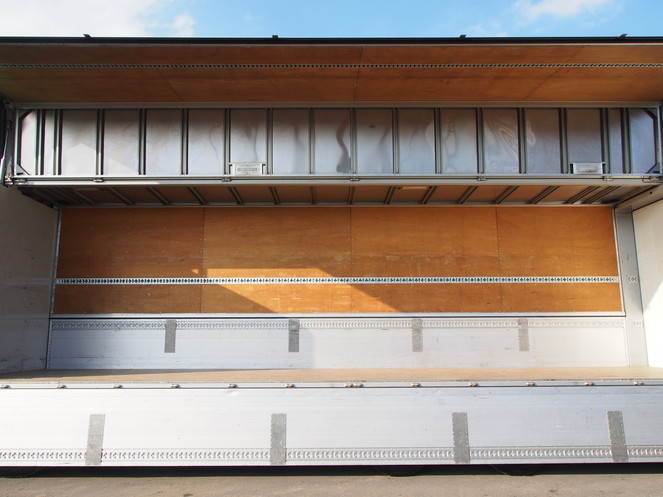 UDトラックス クオン ウイング車 大型 PKG-CG4ZE 年式 H21[写真11]