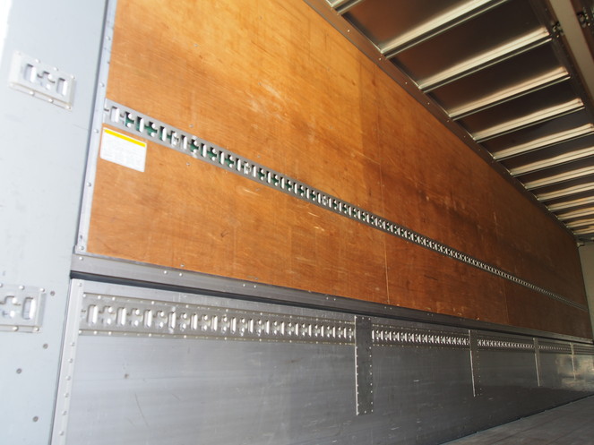 UDトラックス クオン ウイング車 大型 PKG-CG4ZE 年式 H21[写真21]