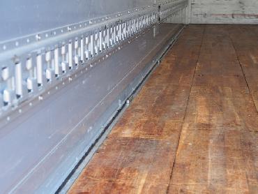 日野 レンジャー ウイング車 中型 BDG-FD8JLWA 年式 H21 [写真17]