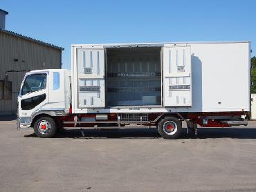 三菱ふそう ファイター 冷凍バン 中型 PDG-FK61F 年式 H20 [写真09]