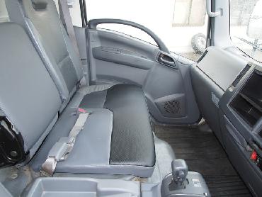 いすゞ エルフ パッカー 小型 PKG-NPR75N 年式 H22 [写真18]