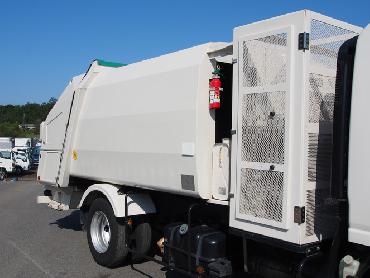 いすゞ エルフ パッカー 小型 PKG-NPR75N 年式 H22 [写真12]