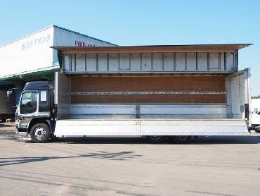 いすゞ ギガ ウイング車 大型 PDG-CYL77V8 年式 H20 [写真10]