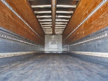 いすゞ ギガ ウイング車 大型 PDG-CYL77V8 年式 H20 [写真18]