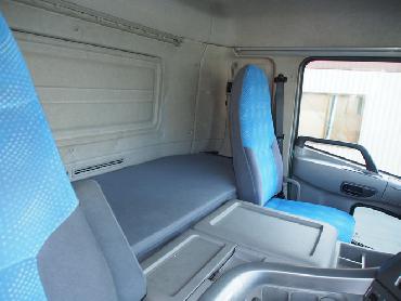 UDトラックス クオン ウイング車 大型 PKG-CG4ZE 年式 H21 [写真24]