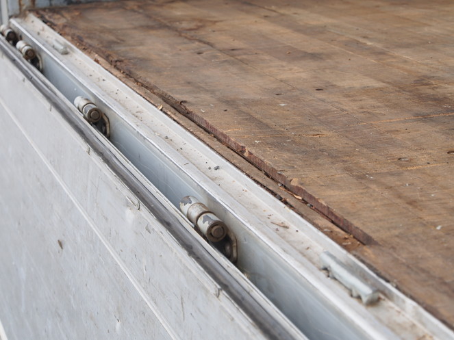 日野 レンジャープロ ウイング車 中型 ADG-FD8JLWA 年式 H18[写真13]