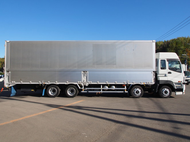 いすゞ ギガ ウイング車 大型 PDG-CYJ77W8 年式 H20[写真07]