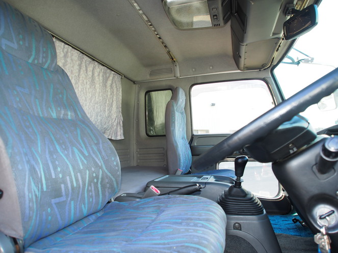 いすゞ フォワード ウイング車 中型 PA-FRD34L4 年式 H17[写真11]