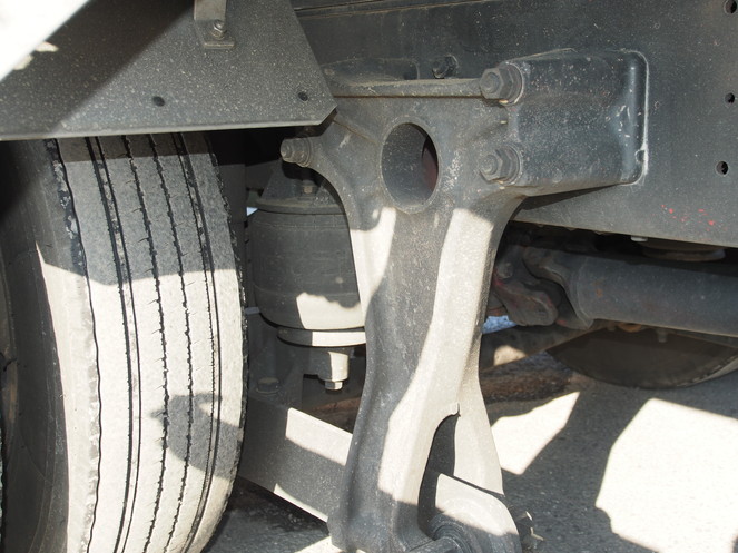 いすゞ フォワード ウイング車 中型 PA-FRD34L4 年式 H17[写真17]