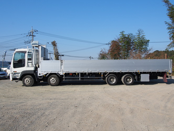 いすゞ ギガ 平ボディ 大型 PKG-CYJ77W8 年式 H19[写真07]