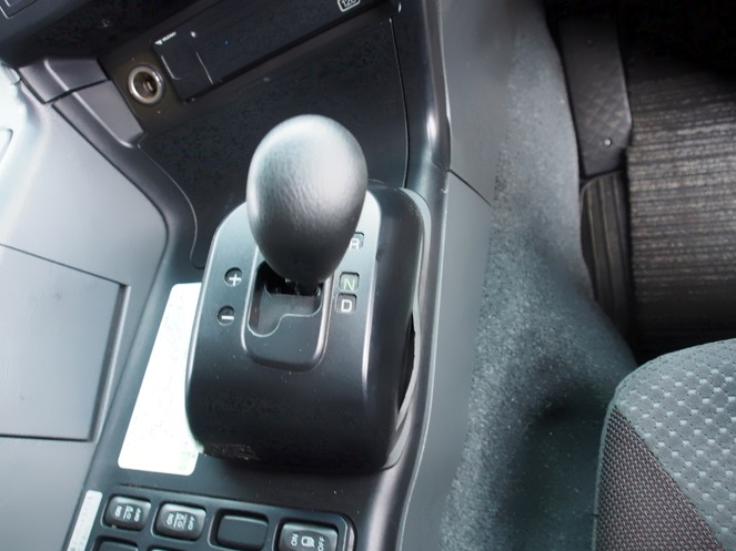 三菱ふそう スーパーグレート ウイング車 大型 LKG-FU54VZ 年式 H24[写真15]