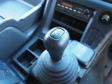 いすゞ ギガ 平ボディ 大型 PKG-CYJ77W8 年式 H19 [写真19]