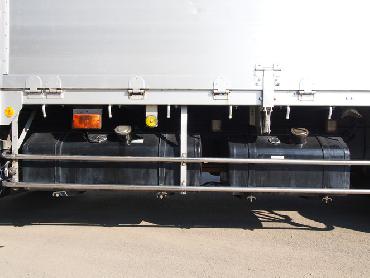 いすゞ ギガ 平ボディ 大型 PKG-CYJ77W8 年式 H19 [写真26]