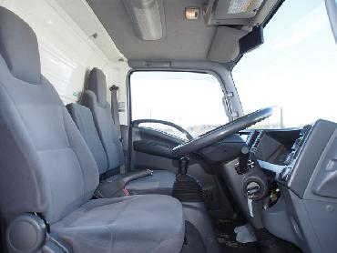 いすゞ エルフ バン車 小型 BKG-NLR85AN 年式 H21 [写真19]