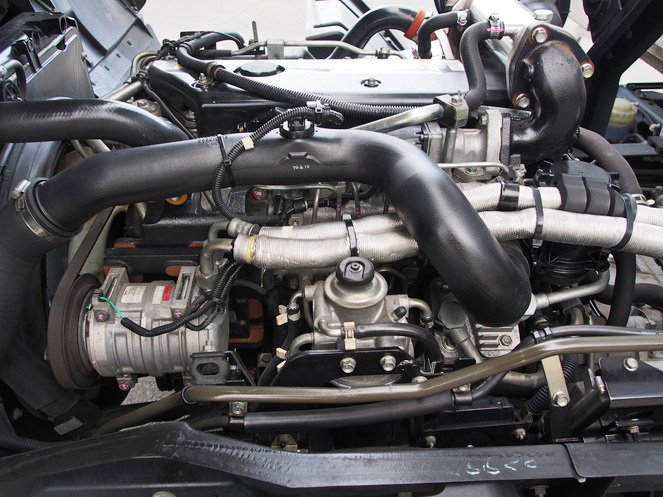 いすゞ フォワード 冷凍バン 中型 PKG-FRR90S2 年式 H22[写真14]