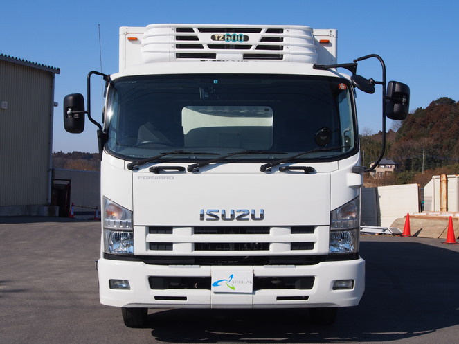 いすゞ フォワード 冷凍バン 中型 PKG-FRR90S2 年式 H22[写真03]