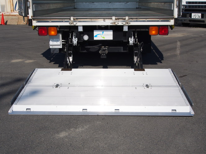 いすゞ フォワード 冷凍バン 中型 PKG-FRR90S2 年式 H22[写真09]