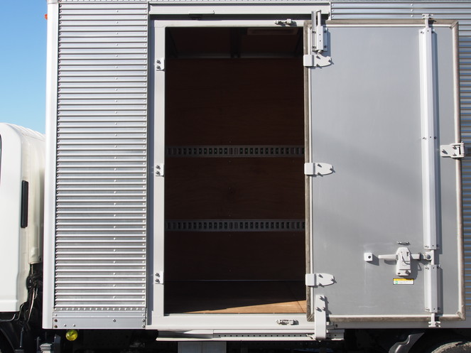 いすゞ エルフ バン車 小型 BKG-NLR85AN 年式 H21[写真10]