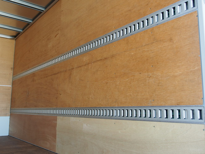 いすゞ エルフ バン車 小型 BKG-NLR85AN 年式 H21[写真14]