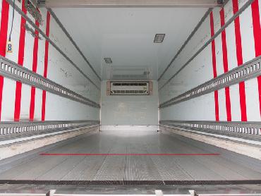 いすゞ フォワード 冷凍バン 中型 PKG-FRR90S2 年式 H22 [写真10]