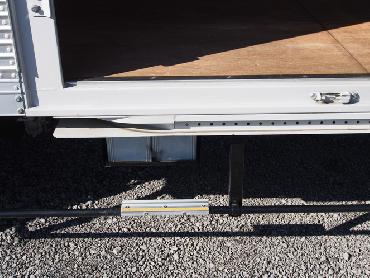 いすゞ エルフ バン車 小型 BKG-NLR85AN 年式 H21 [写真17]