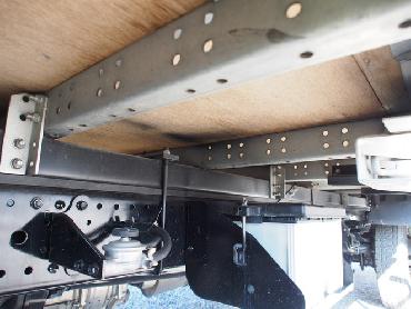 いすゞ エルフ バン車 小型 BKG-NLR85AN 年式 H21 [写真25]