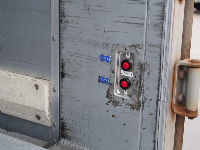 日野 グランドプロフィア ウイング車 大型 BKG-FW1EXYG 年式 H18[写真22]