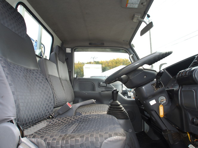 いすゞ エルフ ユニック 小型 PB-NKR81A 年式 H17[写真19]