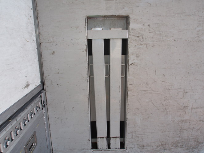 三菱ふそう スーパーグレート ウイング車 大型 KL-FU54JUZ 年式 H15[写真13]