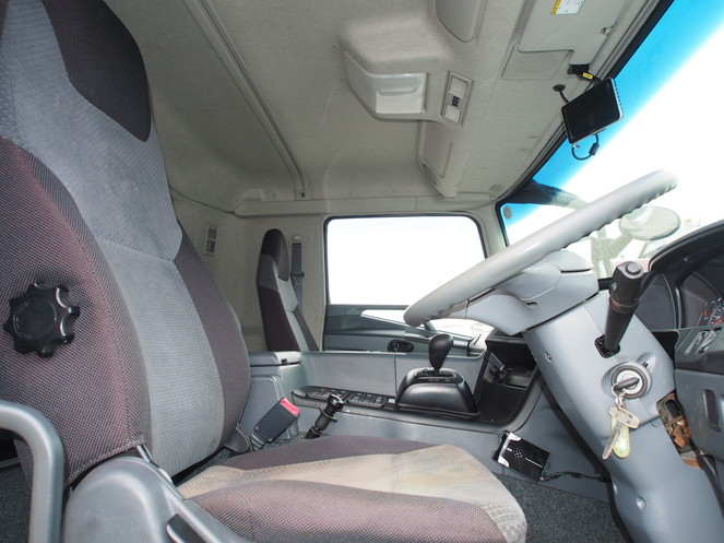 三菱ふそう スーパーグレート ウイング車 大型 QKG-FS54VZ 年式 H25[写真20]