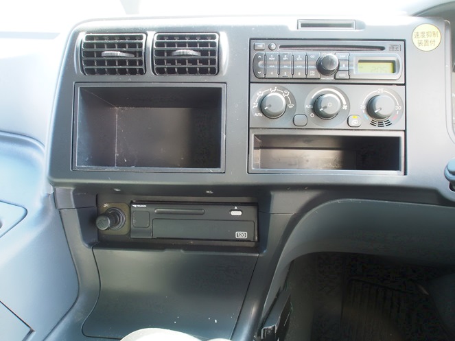 三菱ふそう スーパーグレート ウイング車 大型 QKG-FS54VZ 年式 H25[写真24]