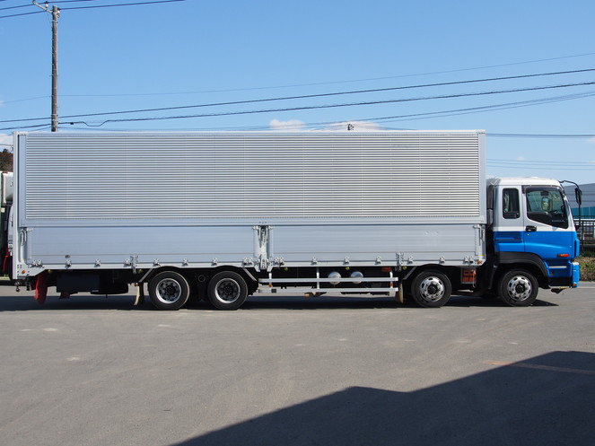 いすゞ ギガ ウイング車 大型 PDG-CYJ77W8 年式 H20[写真07]