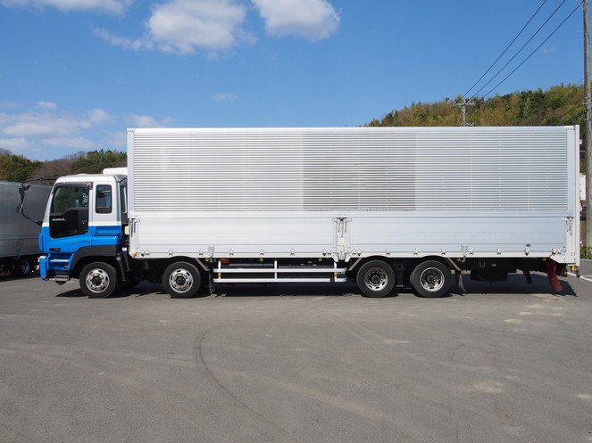 いすゞ ギガ ウイング車 大型 PDG-CYJ77W8 年式 H20[写真09]