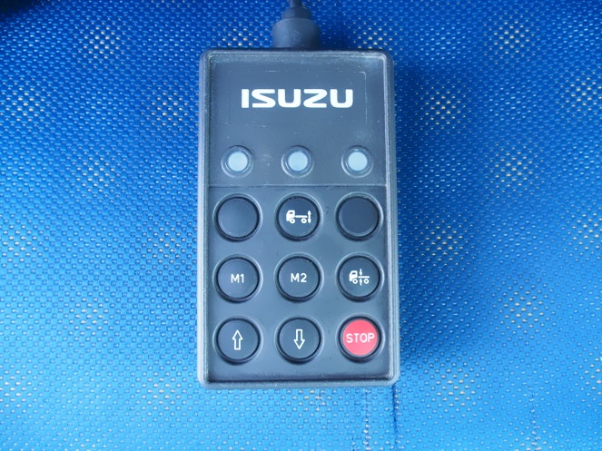 いすゞ ギガ ウイング車 大型 PDG-CYJ77W8 年式 H20[写真19]